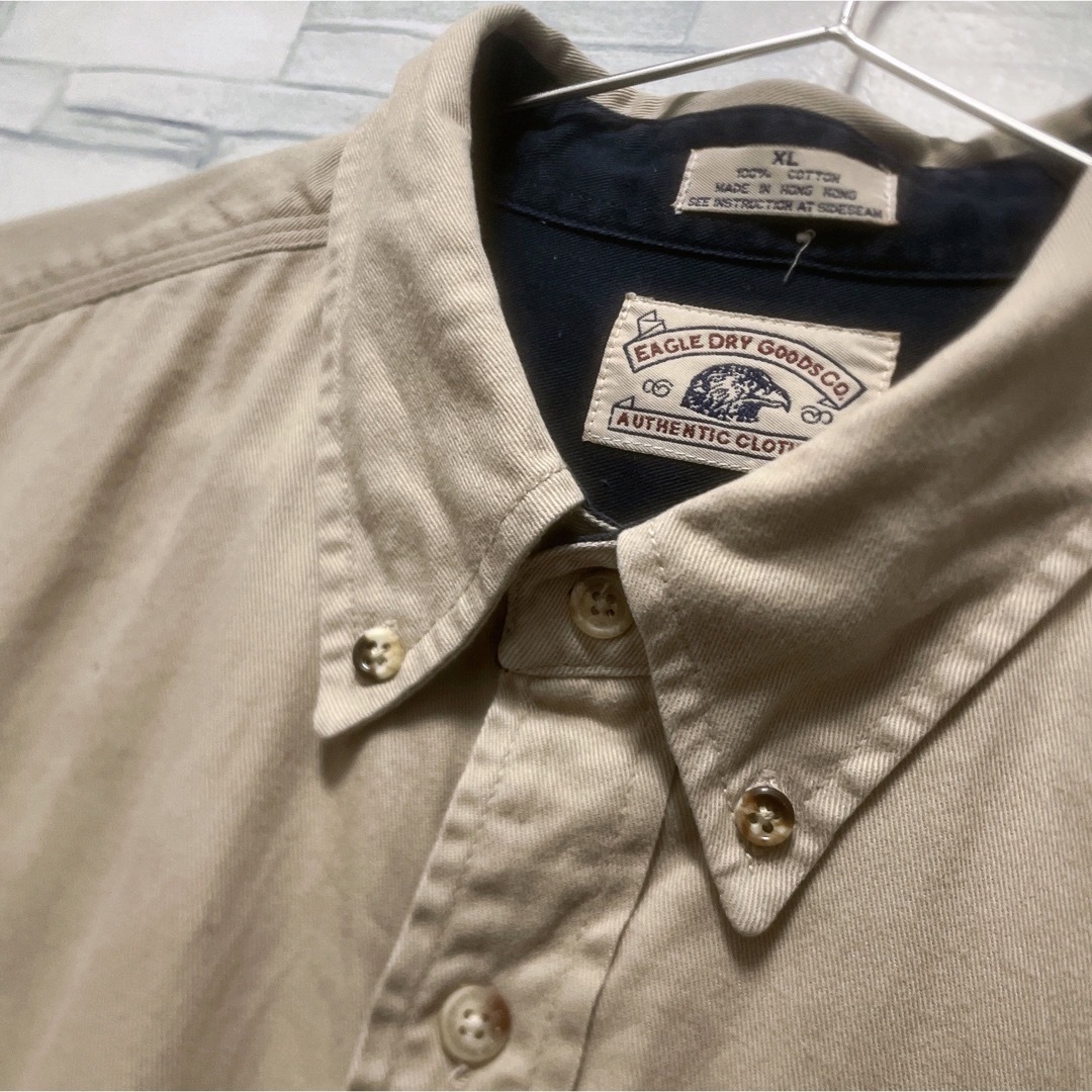 shirts(シャツ)のワークシャツ　長袖　べージュ　ライトブラウン　企業ロゴ　ボタンダウン　USA古着 メンズのトップス(シャツ)の商品写真