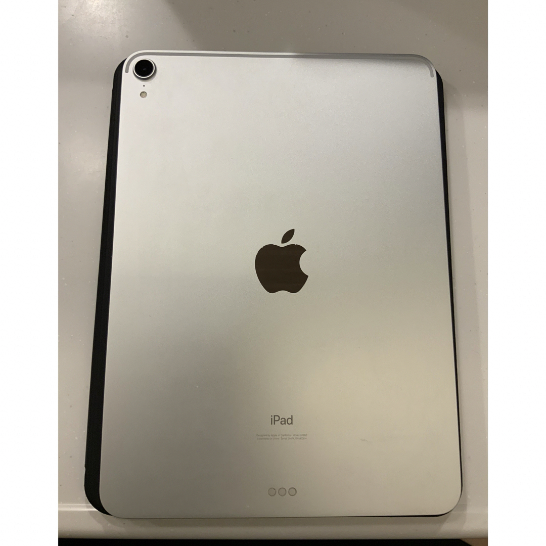 ipad pro 第1世代 11インチ 256GB WIFI フィルムとカバー付 ipad pro 第1世代 11インチ 256GB WIFI フィルムとカバー付