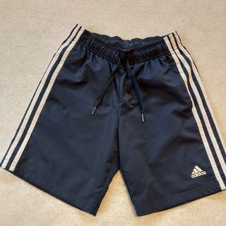 アディダス(adidas)のadidas　150cm　紺色　ハーフパンツ(パンツ/スパッツ)