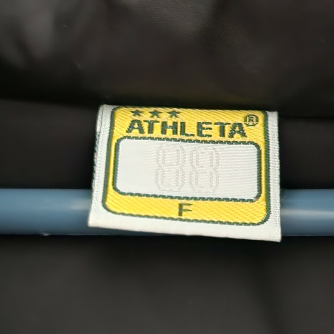 ATHLETA(アスレタ)のアスレタベンチコート　フリーサイズ スポーツ/アウトドアのサッカー/フットサル(ウェア)の商品写真