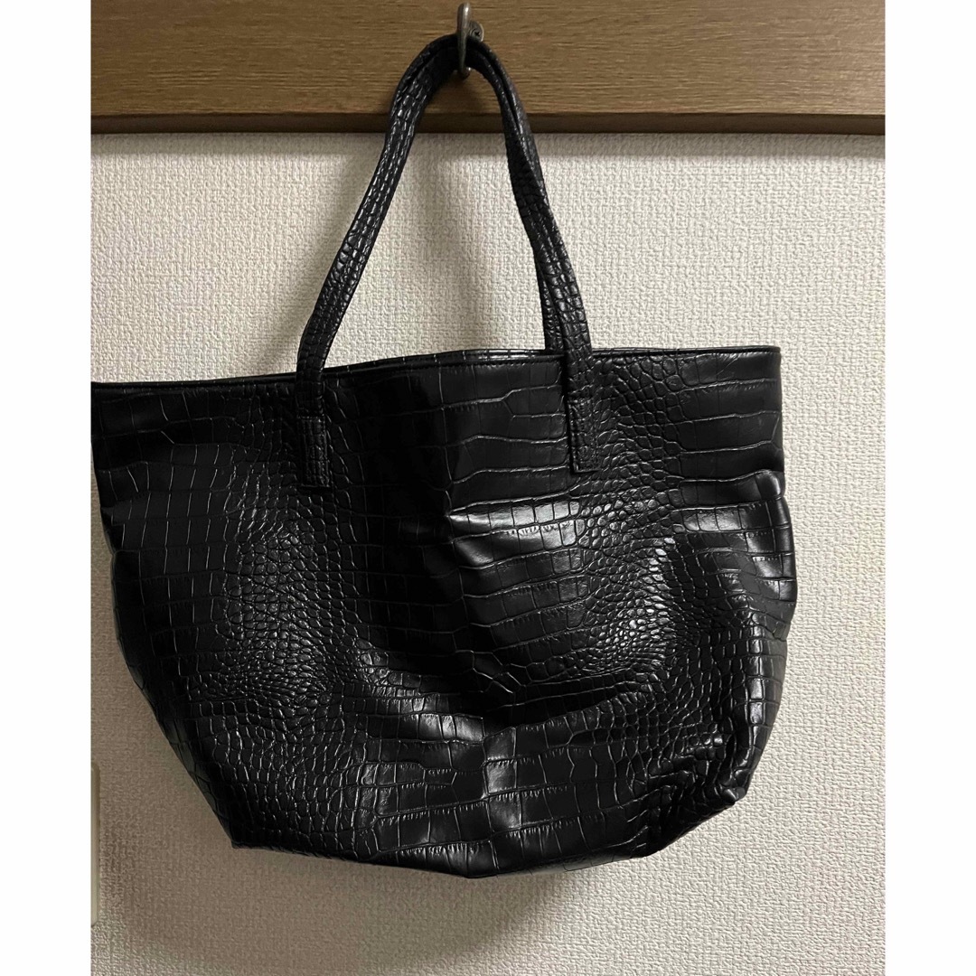 SWANY(スワニー)のスワニー　バッグ　黒 レディースのバッグ(スーツケース/キャリーバッグ)の商品写真