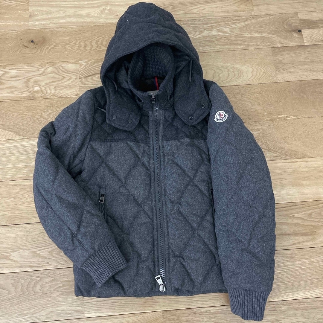 MONCLER(モンクレール)のモンクレール　ウールダウン　0  グレー　百貨店購入　MONCLER メンズのジャケット/アウター(ダウンジャケット)の商品写真