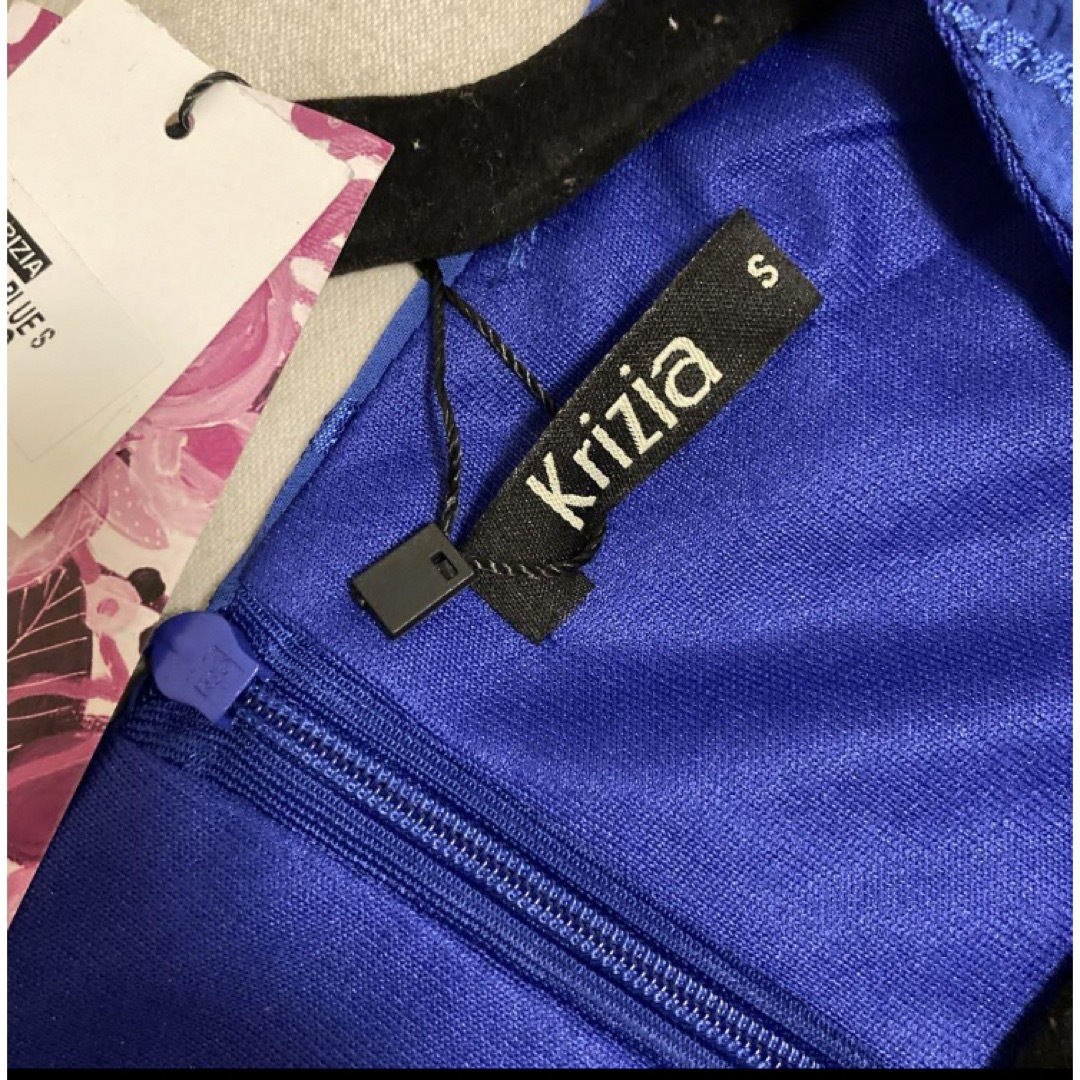 【新品未使用】 Krizia ワンピース レディースのワンピース(ひざ丈ワンピース)の商品写真