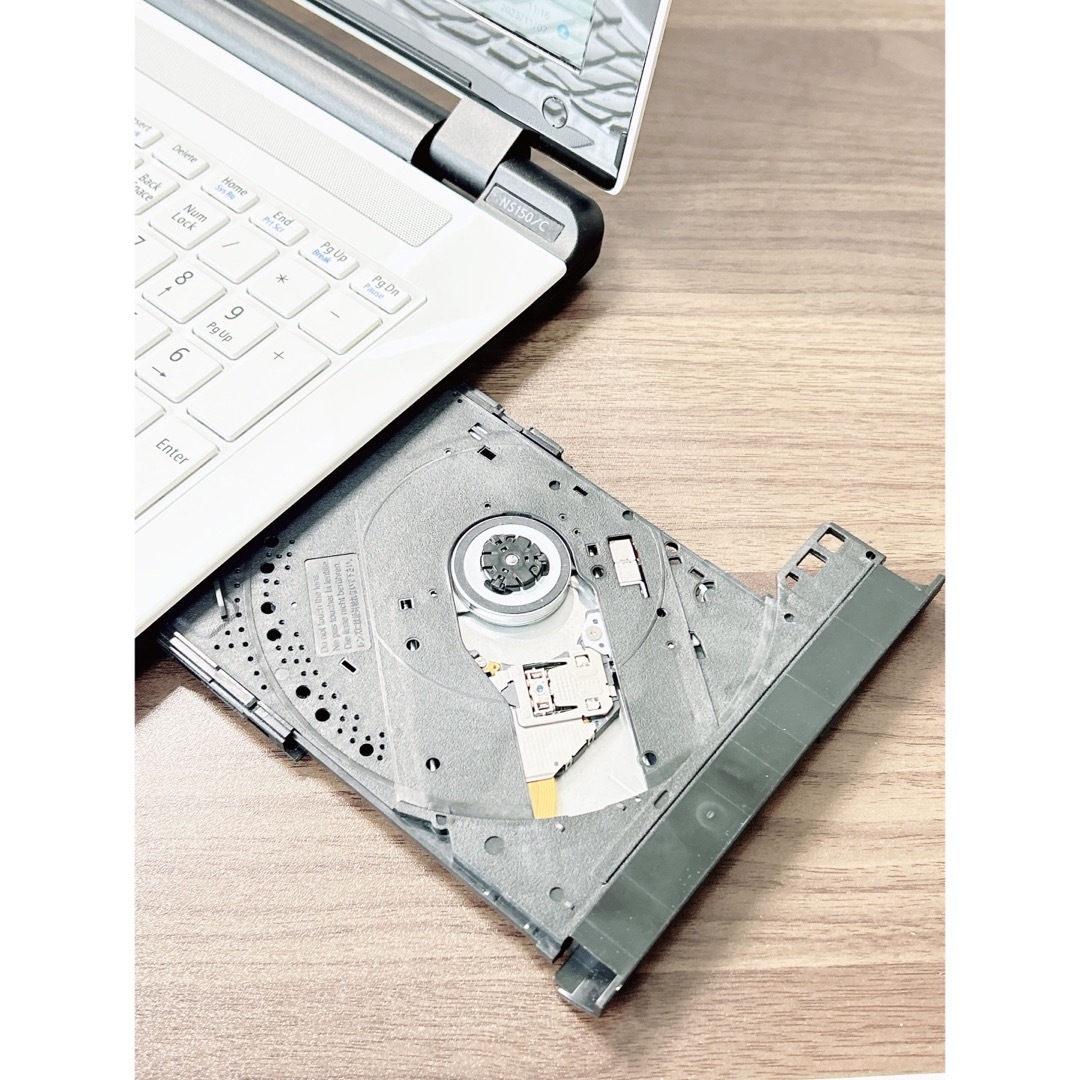 NEC - 【限定1台】 大容量750GB❗️すぐ使える✨NEC 白い ノート