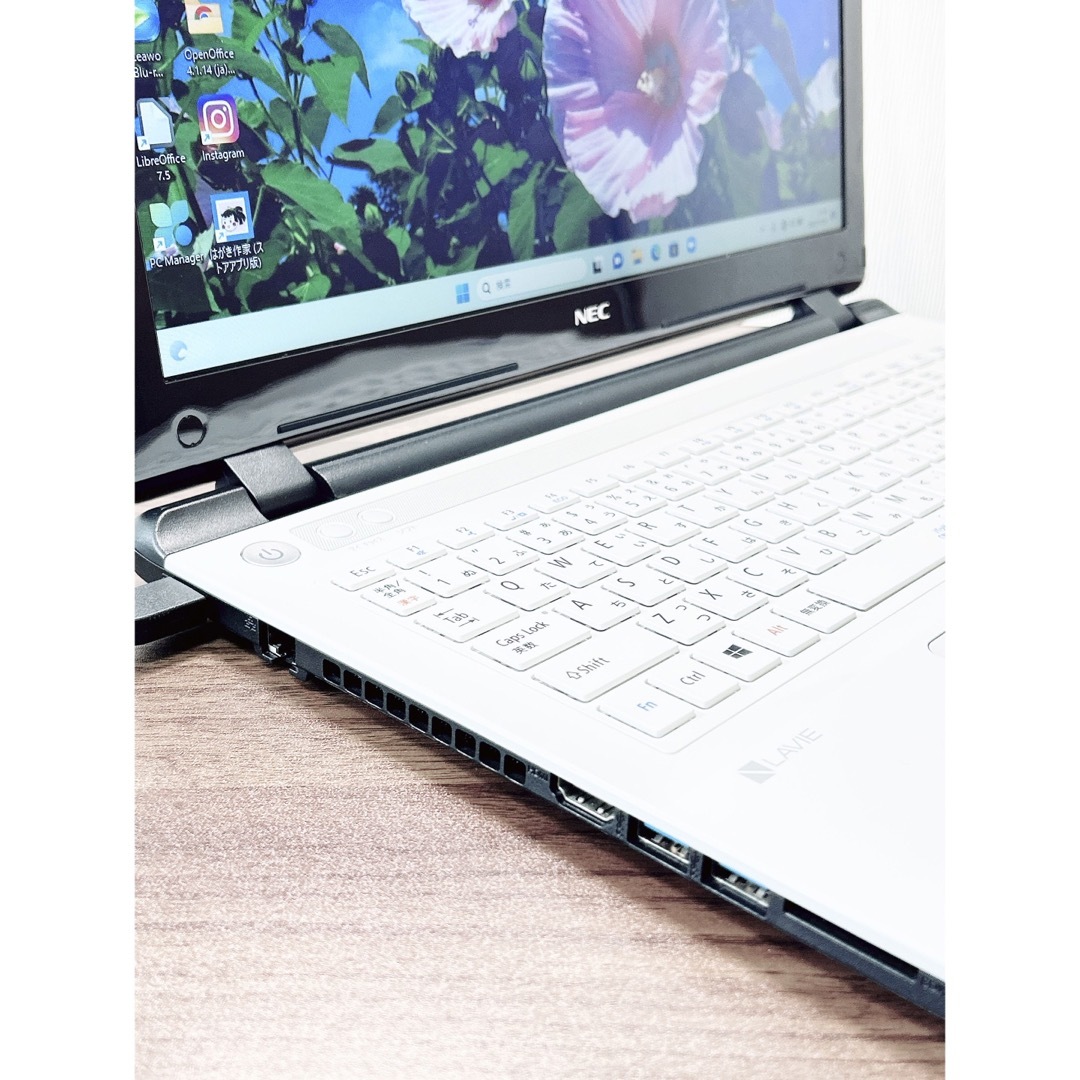 NEC - 【限定1台】 大容量750GB❗️すぐ使える✨NEC 白い ノート