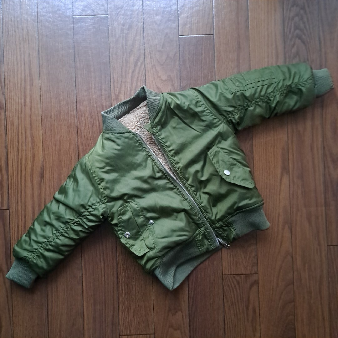 AEON(イオン)の80 リバーシブル　MA-1 キッズ/ベビー/マタニティのベビー服(~85cm)(ジャケット/コート)の商品写真