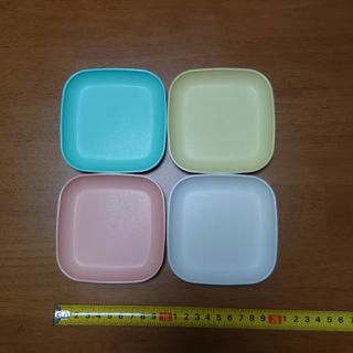 タッパーウェア(TupperwareBrands)のタッパーウェア クローバー 小皿 4枚セット(食器)