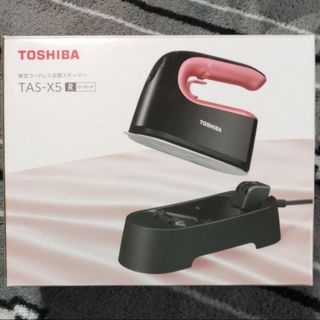 トウシバ(東芝)の東芝 コードレス 衣類スチーマー TAS-X5（ローズレッド）(アイロン)