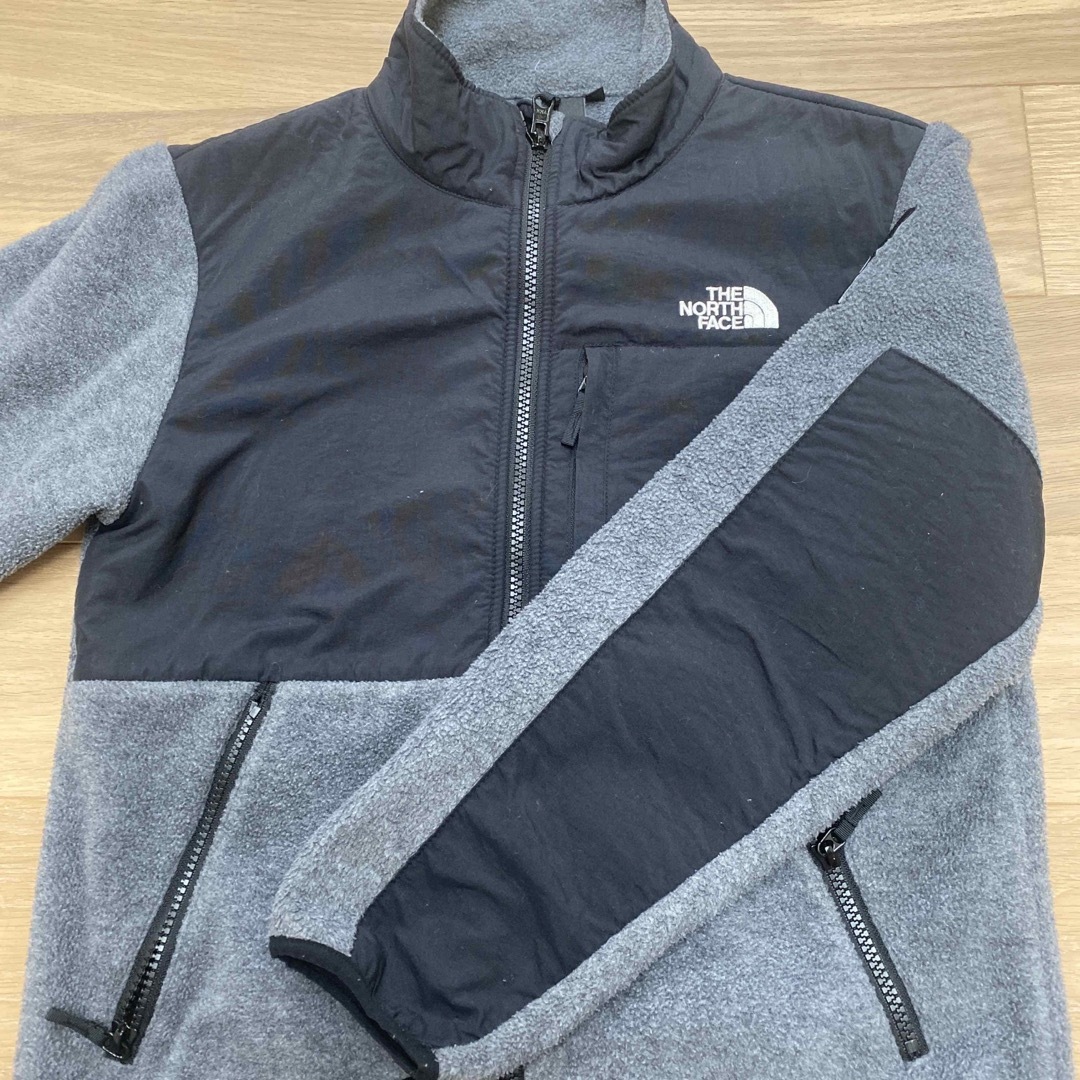 THE NORTH FACE(ザノースフェイス)のノースフェイス　上着 キッズ/ベビー/マタニティのキッズ服男の子用(90cm~)(ジャケット/上着)の商品写真