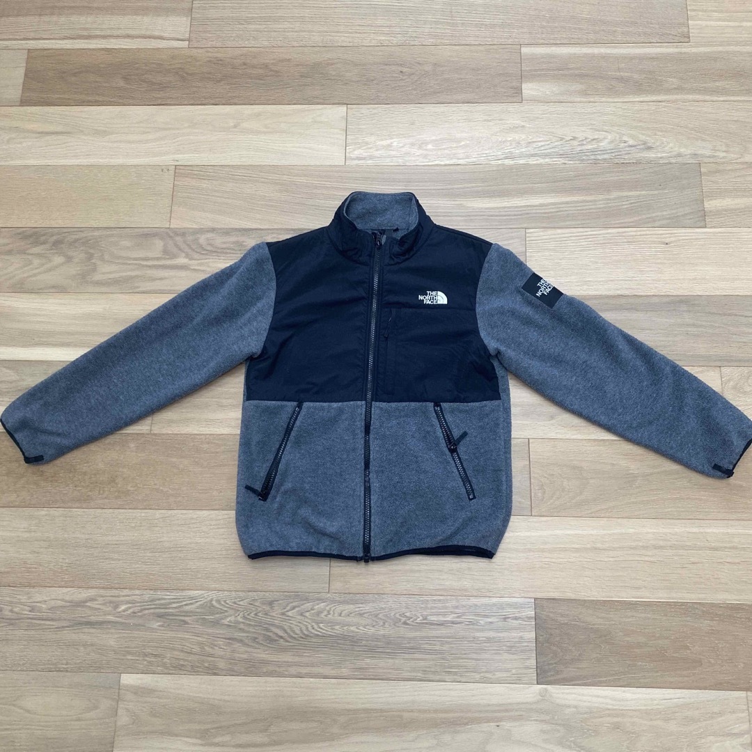 THE NORTH FACE(ザノースフェイス)のノースフェイス　上着 キッズ/ベビー/マタニティのキッズ服男の子用(90cm~)(ジャケット/上着)の商品写真