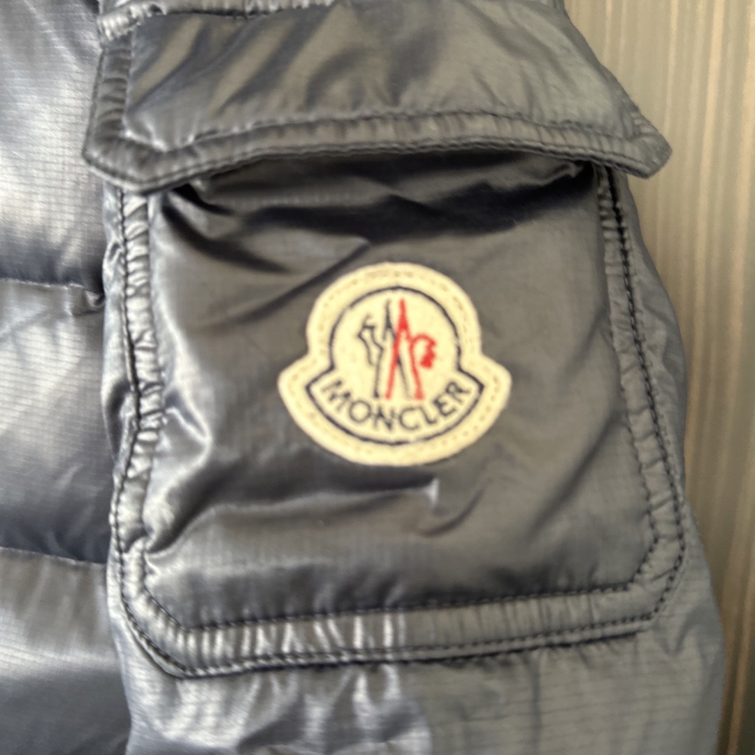 MONCLER(モンクレール)のMONCLER モンクレール ジュニア ダウンコート ネイビー 140 キッズ/ベビー/マタニティのキッズ服女の子用(90cm~)(コート)の商品写真