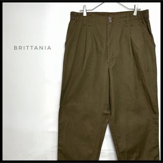 USA製　BRITTANIA カーゴパンツ　カーキ色　テーパード　ゆるだぼ(ワークパンツ/カーゴパンツ)