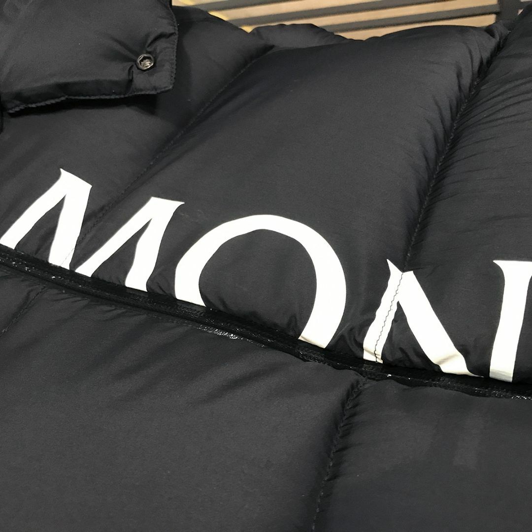 MONCLER(モンクレール)の良品 モンクレール MAURES マウレス 5 2XL ダウンジャケット 黒 メンズのジャケット/アウター(ダウンジャケット)の商品写真