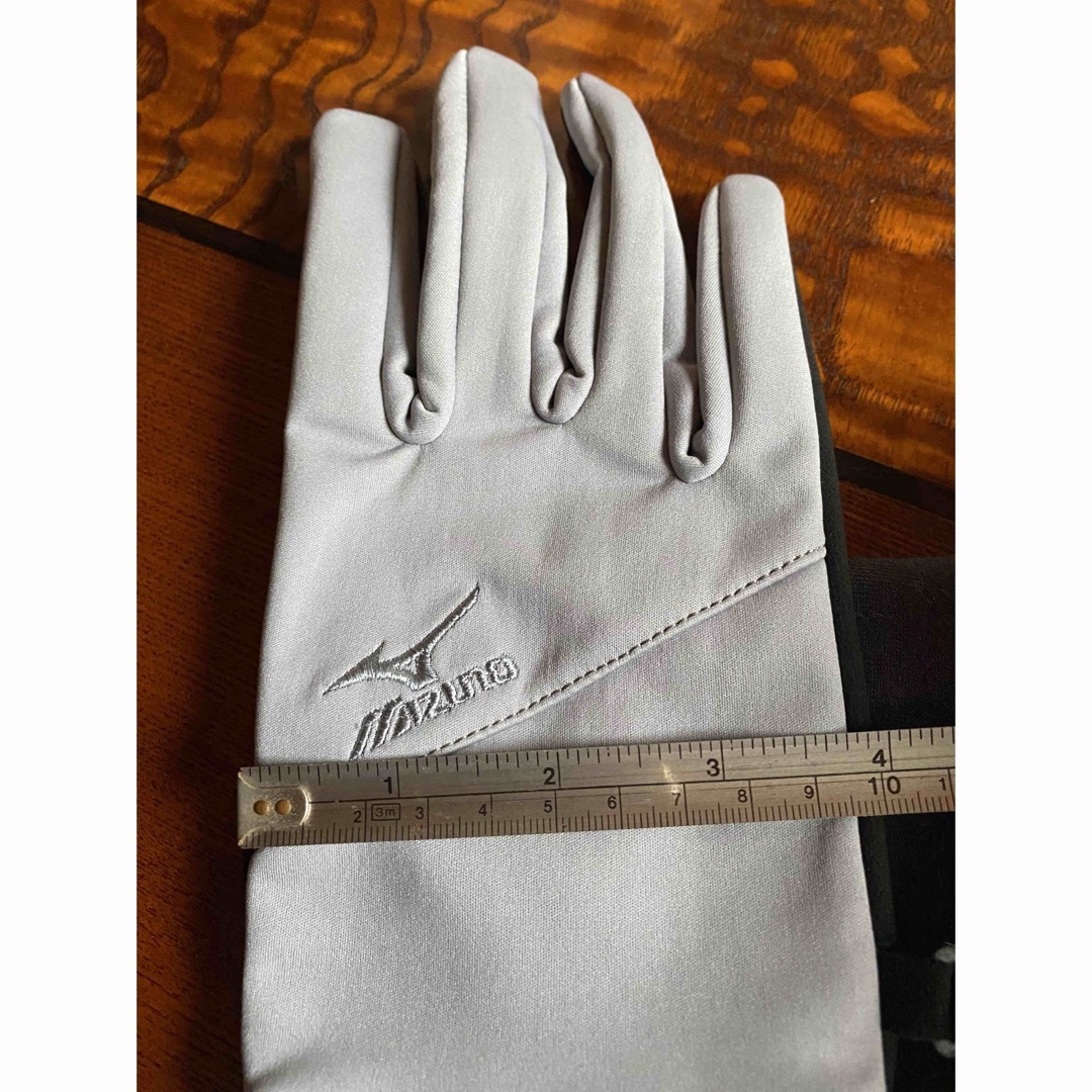 MIZUNO(ミズノ)のミズノブレスサーモ公式の購入の手袋　グローブ　冬暖かい メンズのファッション小物(手袋)の商品写真