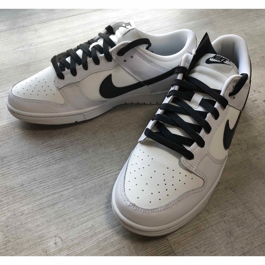 靴/シューズ【新品】NIKEダンク　LOW レトロ　ホワイト