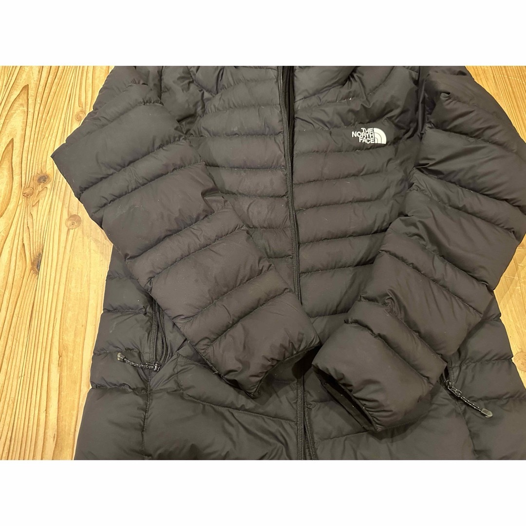 THE NORTH FACE(ザノースフェイス)のザ・ノースフェイスnorthfaceサンダーフーディーダウン レディースのジャケット/アウター(ダウンジャケット)の商品写真