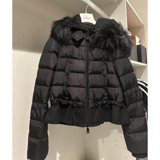 モンクレール(MONCLER)のモンクレール　ショートダウン　ヴェアンネ　ブラック(ダウンジャケット)