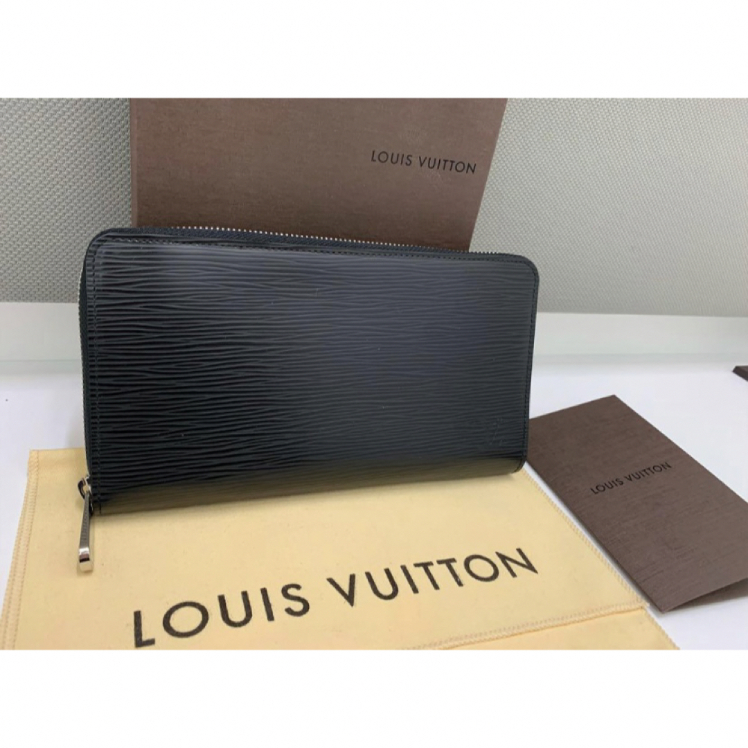 直営店購入•極美品　LOUIS VUITTONエピオーガナイザージッピー長財布