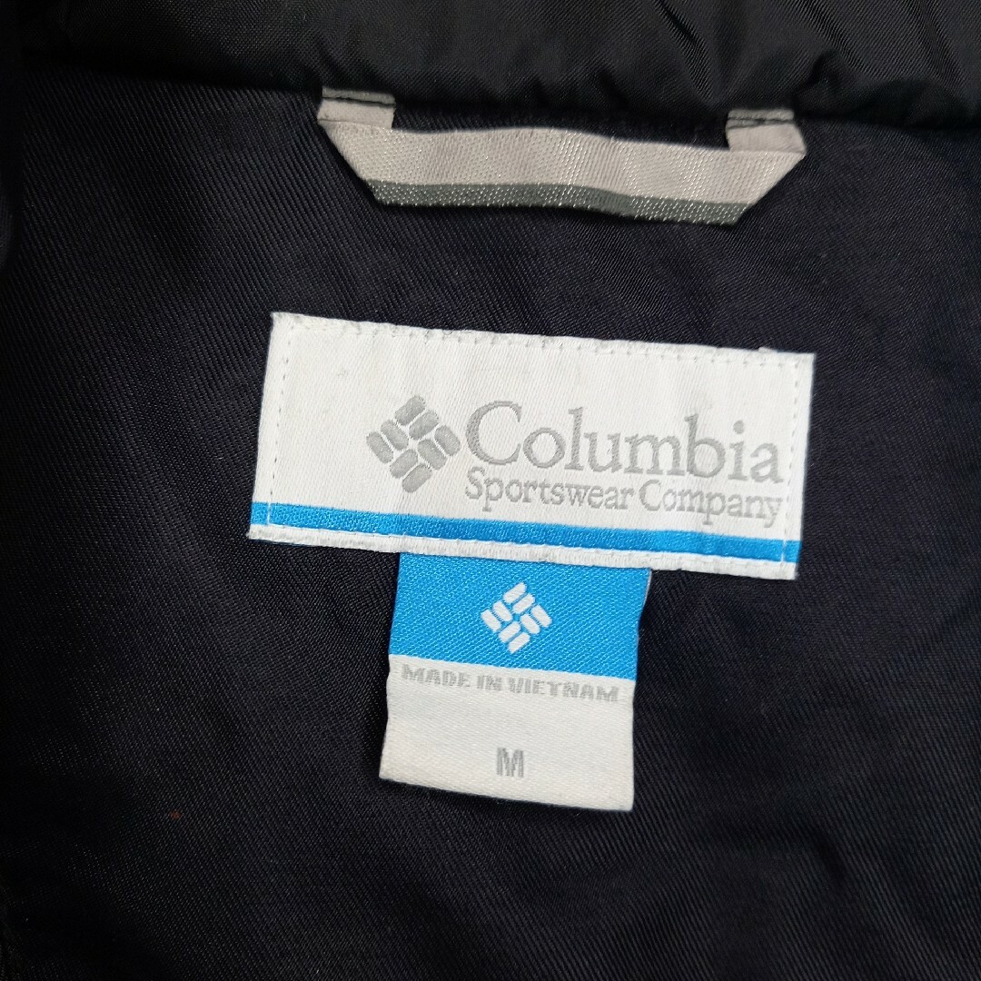 Columbia(コロンビア)のコロンビア　中綿パーカー　ジャケット　ダウン　ブルゾン　刺繍ロゴ　ブラック　M メンズのジャケット/アウター(ダウンジャケット)の商品写真