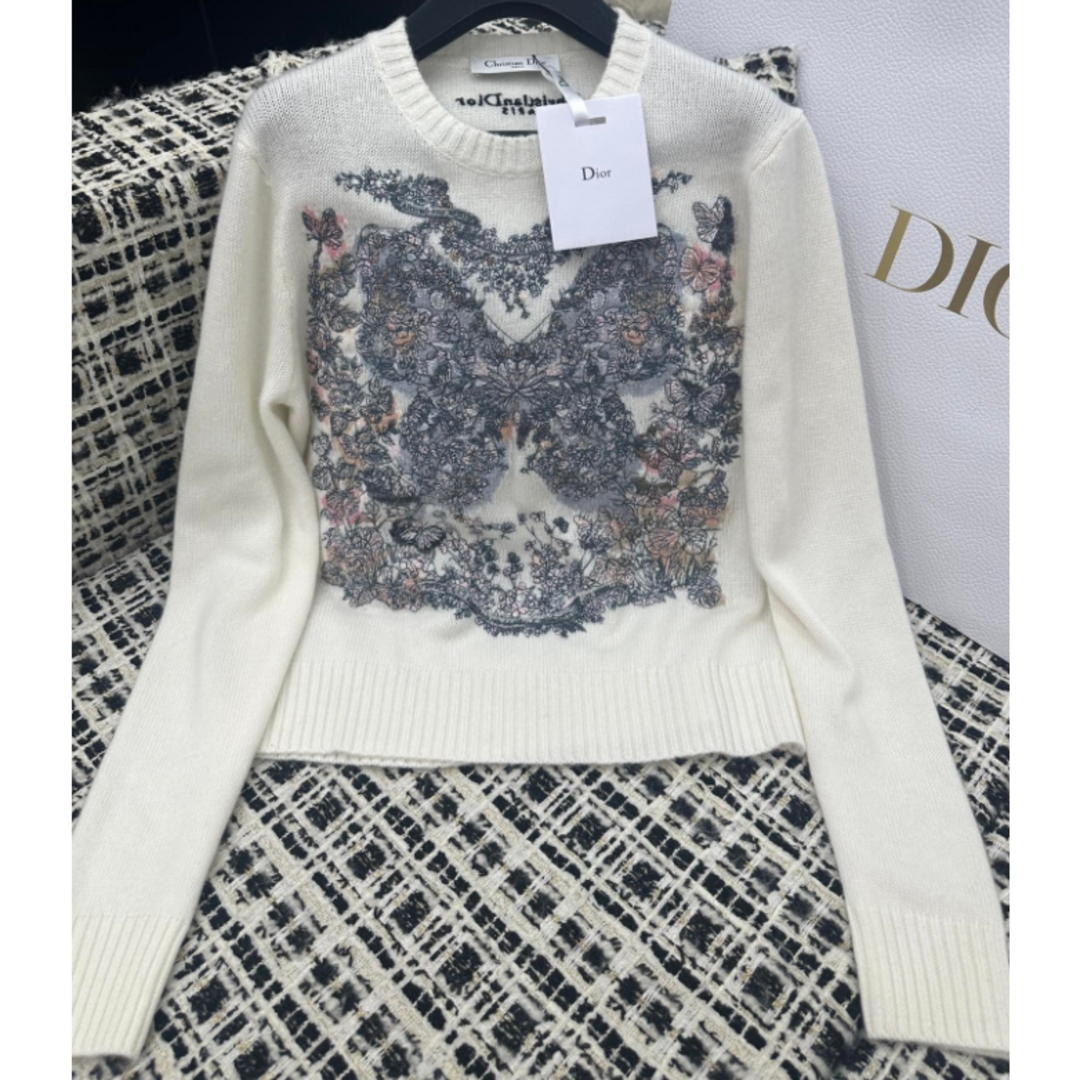 Dior - 【人気商品】（☆DIOR☆ディオール）蝶刺繍ニットの通販 by LA