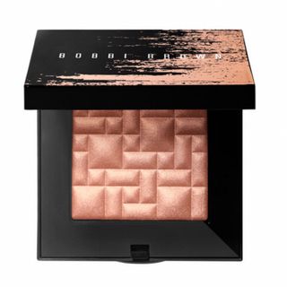 ボビイブラウン(BOBBI BROWN)のボビイブラウン　ハイライティングパウダー　ロージーグロウ(フェイスパウダー)