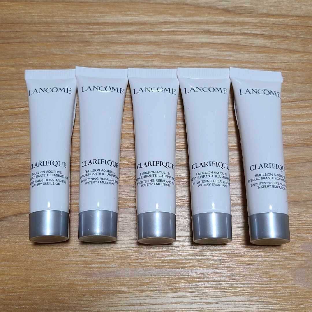 LANCOME(ランコム)の【5本】クラリフィック バランシング ウォータリーエマルジョン〈乳液〉 コスメ/美容のキット/セット(サンプル/トライアルキット)の商品写真