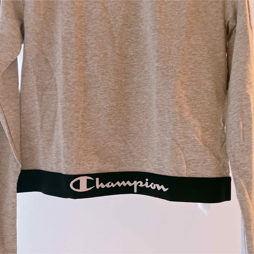 Champion(チャンピオン)のChampion クロップ丈ロングTシャツCW4-Q501 長袖チャンピオン レディースのトップス(Tシャツ(長袖/七分))の商品写真