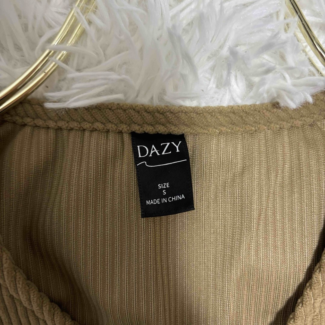 SHEIN DAZY コーデュロイワンピース　キャメル レディースのワンピース(ひざ丈ワンピース)の商品写真