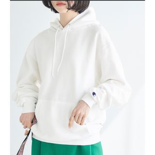 チャンピオン(Champion)の【美品】Champion パーカー(パーカー)