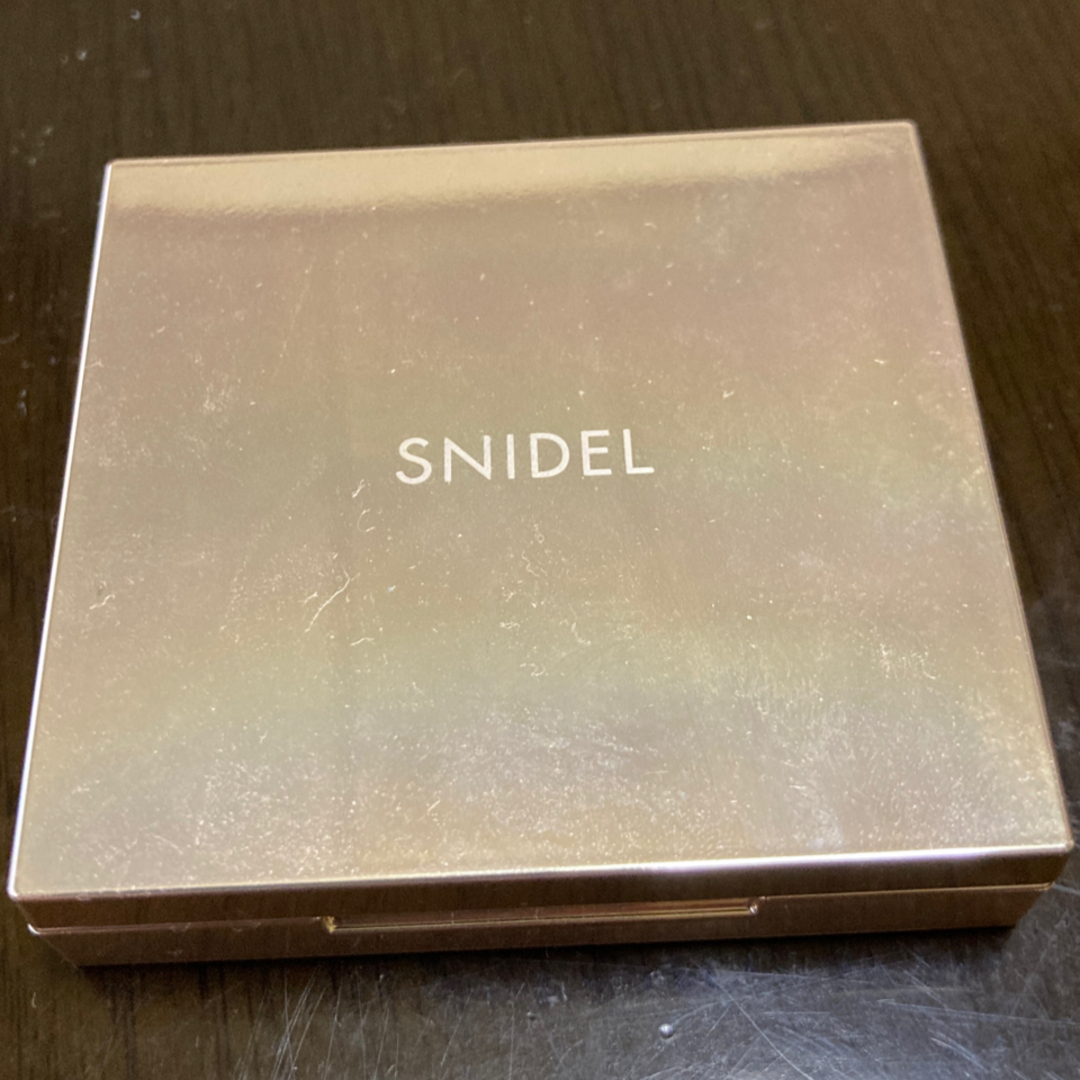 SNIDEL(スナイデル)のSNIDEL テイラード カラー アイズ 04 コスメ/美容のベースメイク/化粧品(アイシャドウ)の商品写真