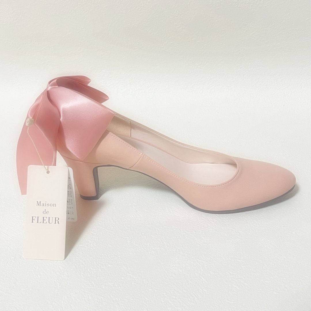 Maison de FLEUR(メゾンドフルール)の🎀メゾンドフルール🎀　パンプス　リボン　ピンク レディースの靴/シューズ(ハイヒール/パンプス)の商品写真