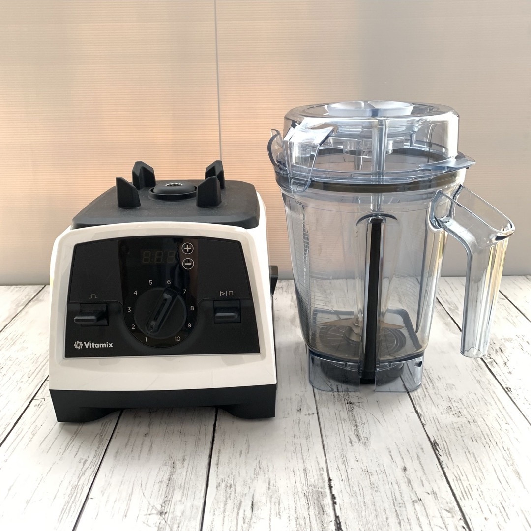 Vitamix - Vitamix v1200i バイタミックス ミキサーの通販 by