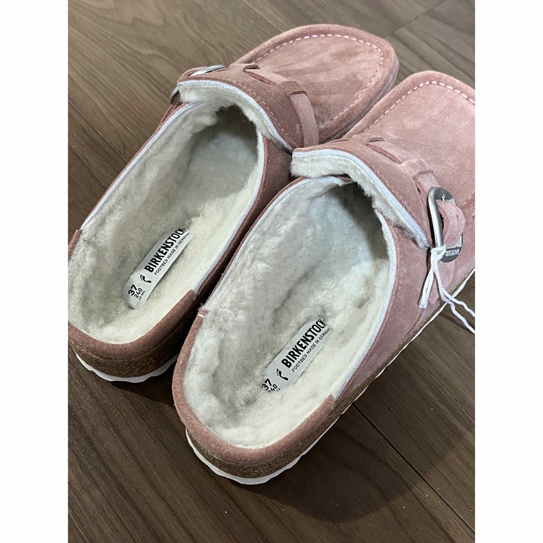 BIRKENSTOCK(ビルケンシュトック)の新品★ ビルケンシュトック　BUCKLEY SHEARLINGサンダル24㎝ レディースの靴/シューズ(サンダル)の商品写真