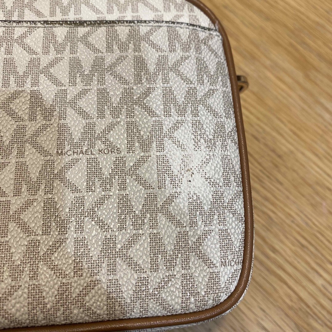 Michael Kors(マイケルコース)のマイケルコースカバン レディースのバッグ(ショルダーバッグ)の商品写真