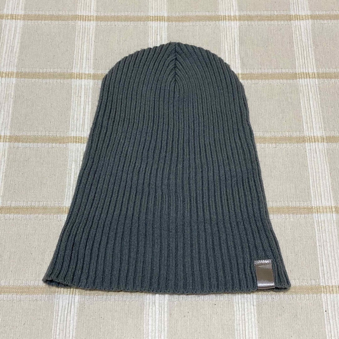 グレー ニット帽 レディースの帽子(ニット帽/ビーニー)の商品写真