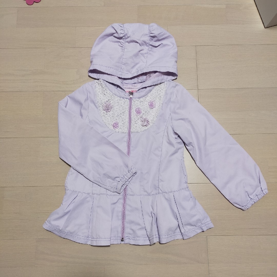 mezzo piano(メゾピアノ)の【mezzo piano】ウインドブレーカー130 キッズ/ベビー/マタニティのキッズ服女の子用(90cm~)(ジャケット/上着)の商品写真