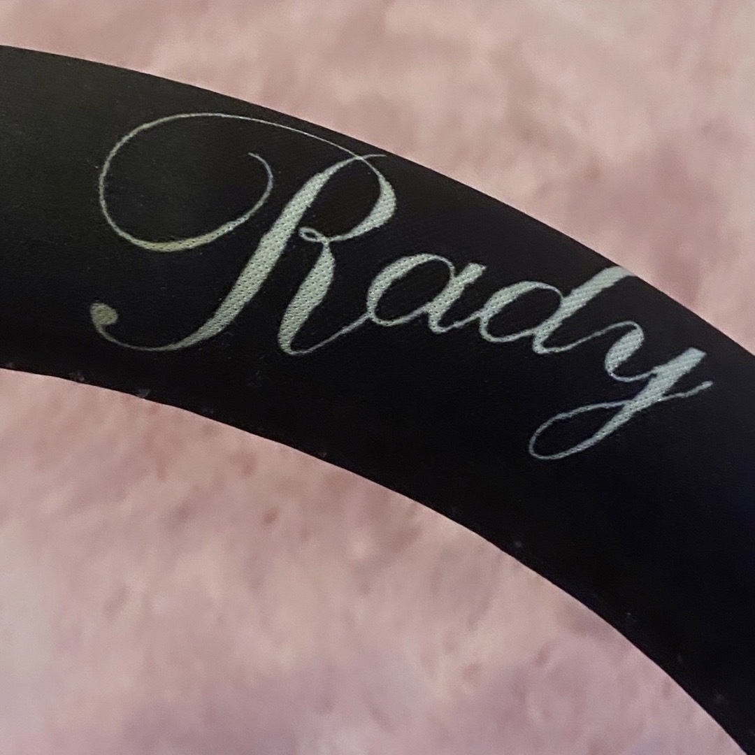 Rady(レディー)のRady♡リゾフラ♡ハンドルカバー 自動車/バイクの自動車(車内アクセサリ)の商品写真