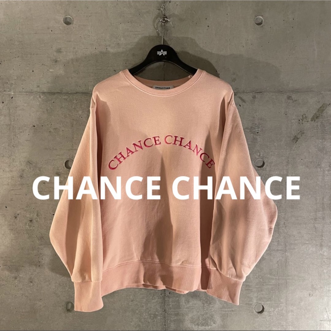 トップスchance chance オーバーサイズロゴスエット