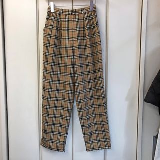 バーバリー(BURBERRY) チェックパンツ カジュアルパンツ(レディース)の バーバリー(BURBERRY) チェックパンツ カジュアルパンツ(レディース)の