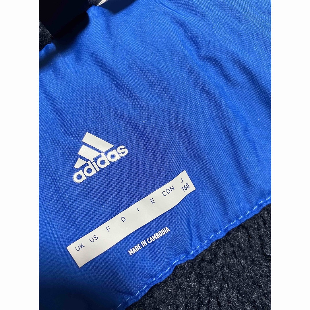 adidas(アディダス)の【お値下げ11/25まで】ベンチコート160 adidas 中古美品 スポーツ/アウトドアのサッカー/フットサル(ウェア)の商品写真