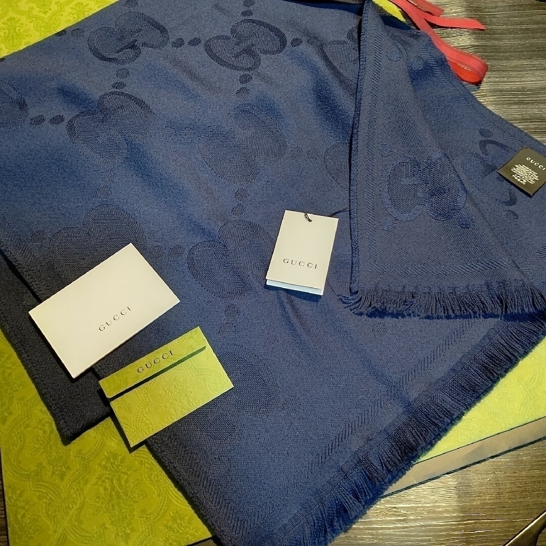 ❤新品箱袋付き❤GUCCI マフラー ストール ショール スカーフ ❤新品箱袋付き❤GUCCI マフラー ストール ショール スカーフ