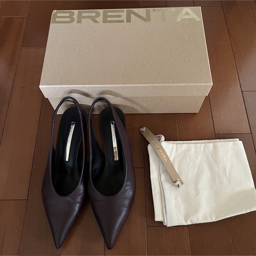 ドゥーズィエムクラス　BRENTA ブレンタPOINTED BACK STRAP