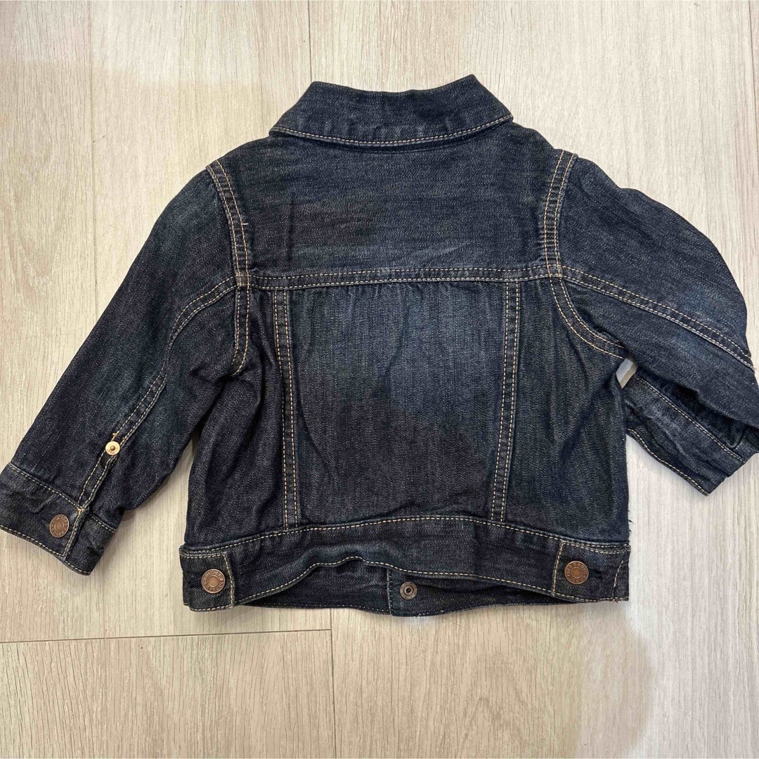 babyGAP(ベビーギャップ)のbaby GAP  デニムジャケット　80cm キッズ/ベビー/マタニティのベビー服(~85cm)(ジャケット/コート)の商品写真