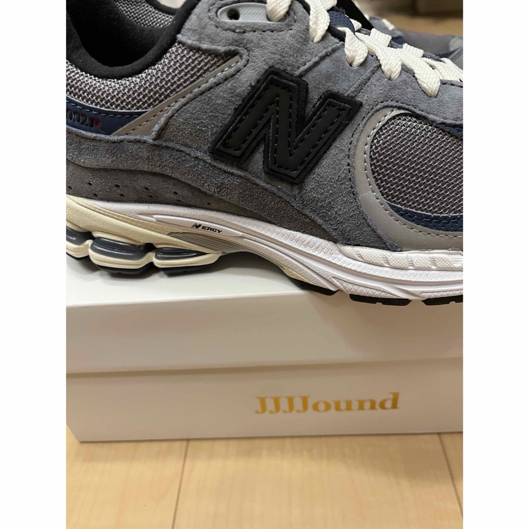 New Balance(ニューバランス)の24cm jjjjound × NEW BALANCE M2002RU2 レディースの靴/シューズ(スニーカー)の商品写真