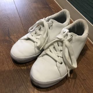 コールハーン(Cole Haan)のCOLE HAAN 白スニーカー　24.5センチ　(スニーカー)