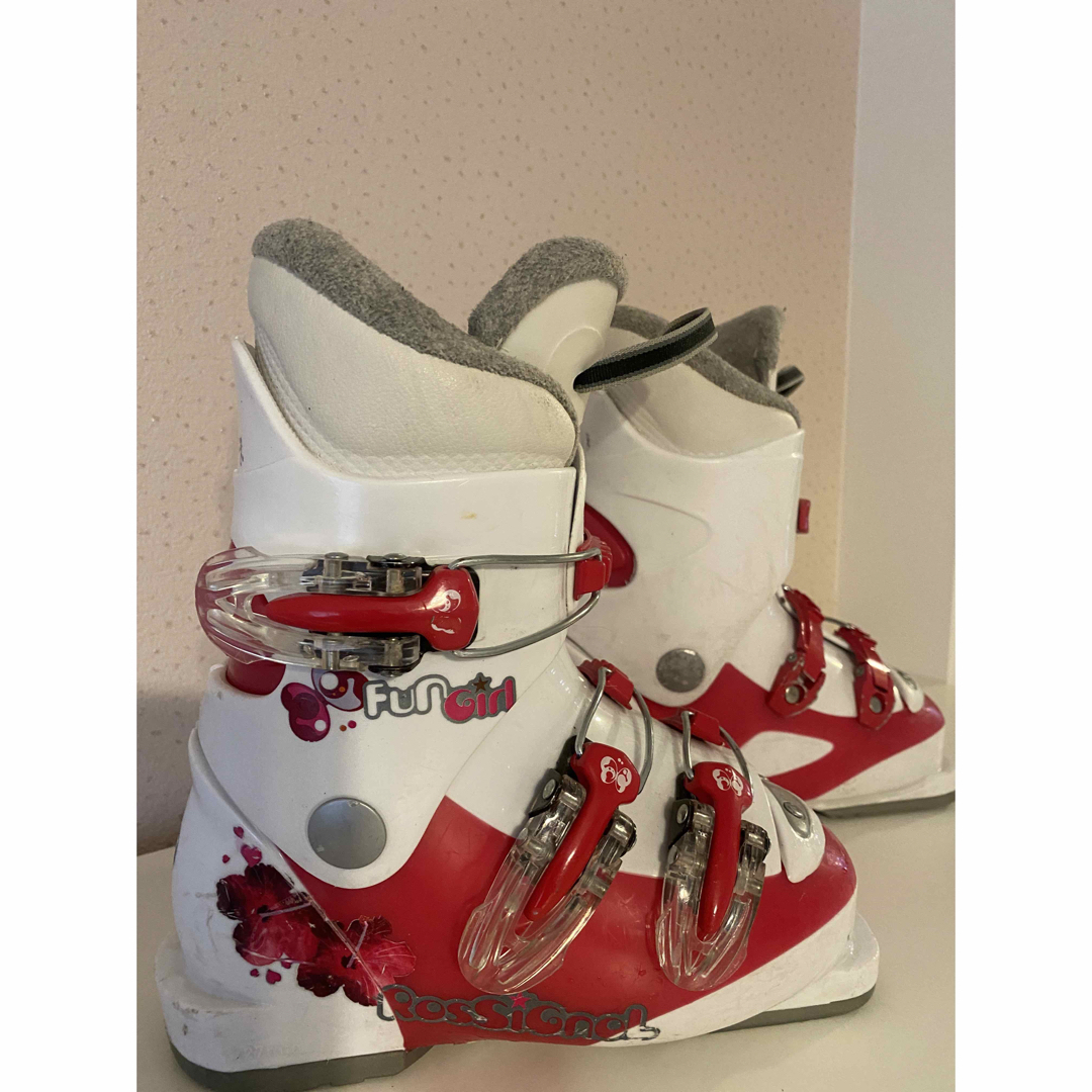 ROSSIGNOL(ロシニョール)のロシニョール スキー  靴  ブーツ   18センチ  女の子用 スポーツ/アウトドアのスキー(ブーツ)の商品写真