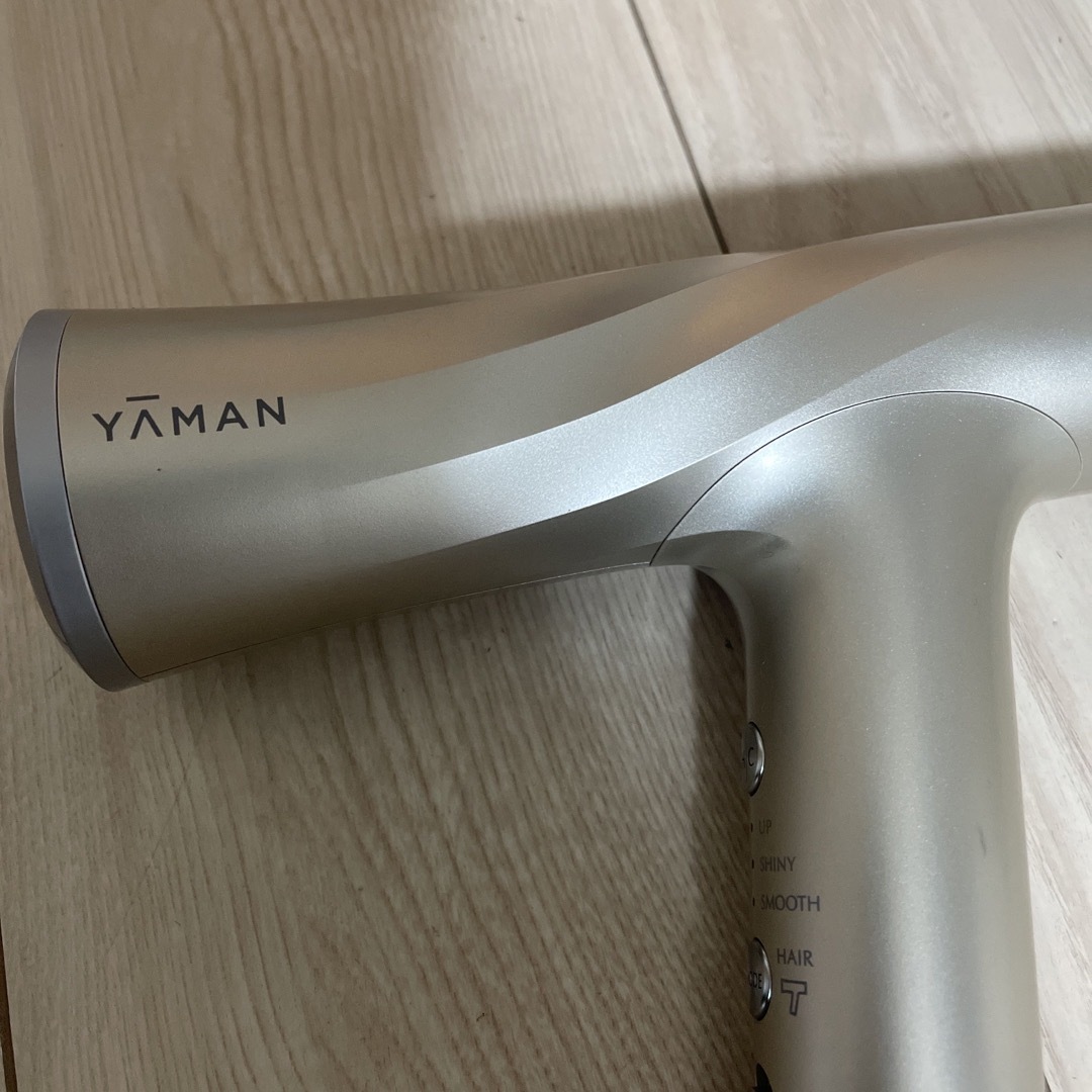 YA-MAN(ヤーマン)のYA-MAN リフトドライヤー スマホ/家電/カメラの美容/健康(ドライヤー)の商品写真