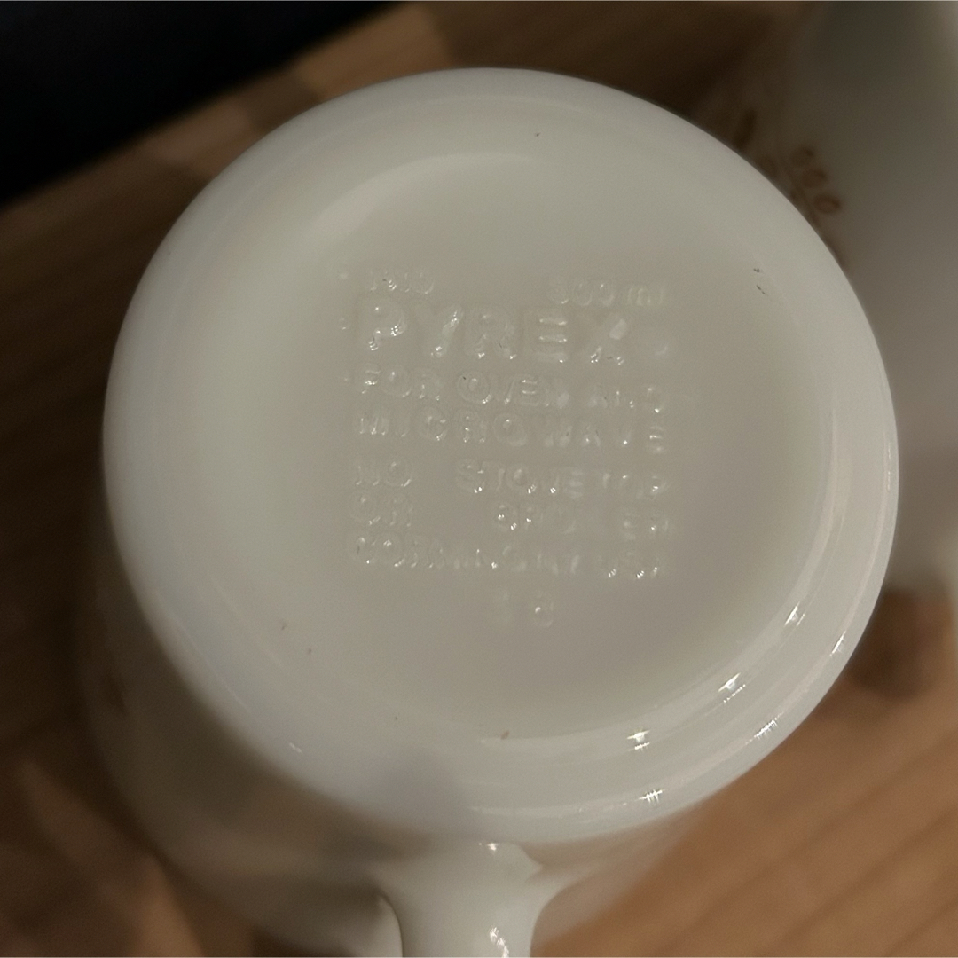 Pyrex(パイレックス)のパイレックス　マグカップ タイニーフラワー インテリア/住まい/日用品のキッチン/食器(グラス/カップ)の商品写真