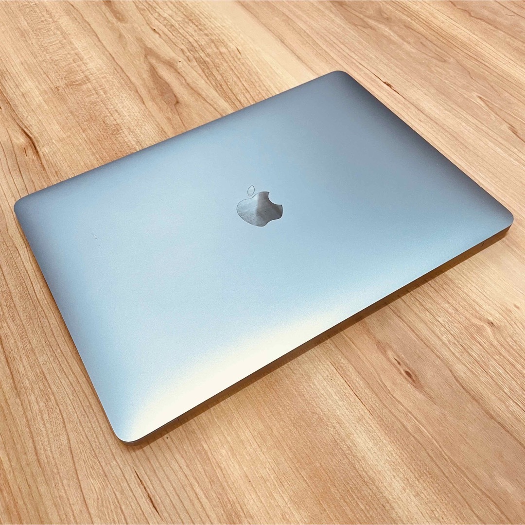 MacBook air 13インチ 2020 i7 メモリ16GB SSD1TB