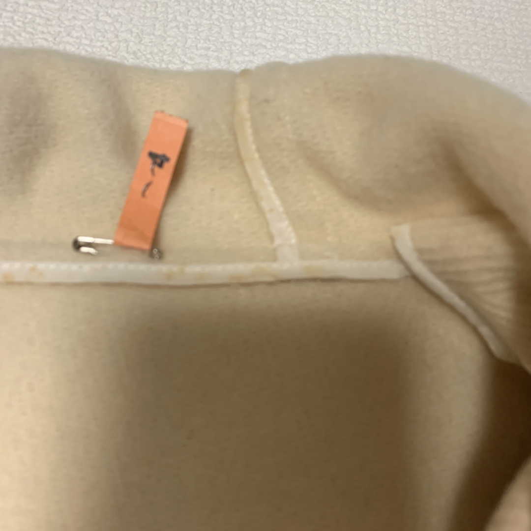 Isotopeダッフルコート　ロングコート　ウールコート　アイボリーオフホワイト メンズのジャケット/アウター(ダッフルコート)の商品写真